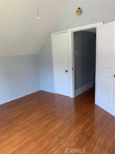 Detail Gallery Image 3 of 12 For 3740 S Harvard Bld a,  Los Angeles,  CA 90018 - 4 Beds | 2 Baths
