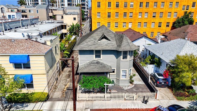 Detail Gallery Image 15 of 30 For 624 Cedar Ave, Long Beach,  CA 90802 - 4 Beds | 2 Baths