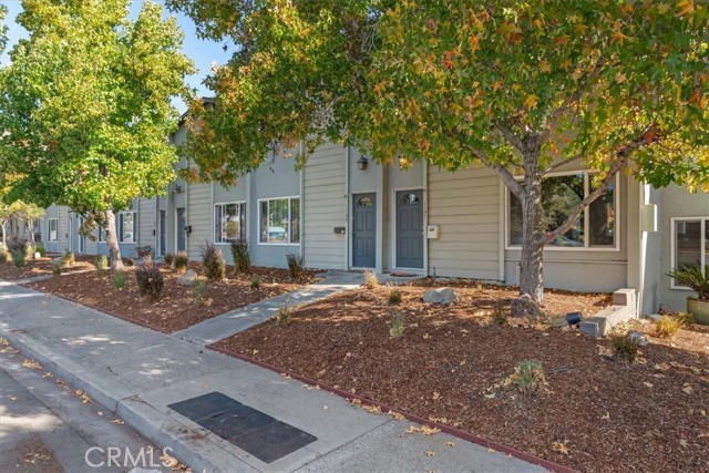 Detail Gallery Image 4 of 33 For 1121 Laurel Ln #60,  San Luis Obispo,  CA 93401 - 2 Beds | 1 Baths