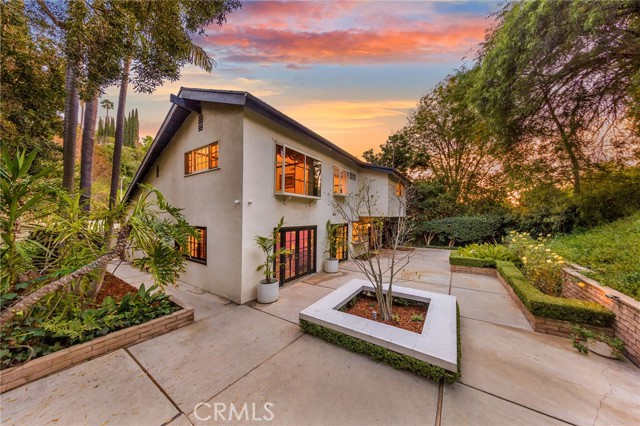 Detail Gallery Image 4 of 38 For 3371 Berry, Studio City,  CA 91604 - 3 Beds | 2/1 Baths