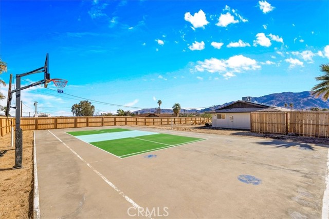 Detail Gallery Image 35 of 43 For 5837 La Luna Ave, Twentynine Palms,  CA 92277 - 3 Beds | 2 Baths