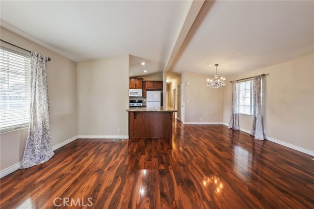 15111 Pipeline Avenue, Chino Hills CA: https://media.crmls.org/medias/ccf47bfb-0cdf-42ad-b81b-f2d5f013c651.jpg