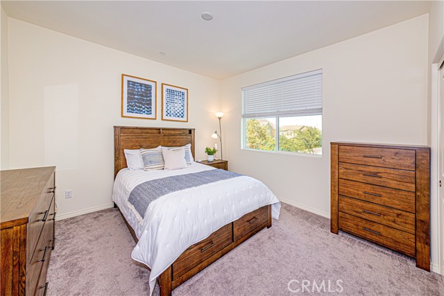 4040 S Bowery Place, Ontario CA: https://media.crmls.org/medias/ccf4afe6-2503-4cef-8c98-67736c8b1a78.jpg