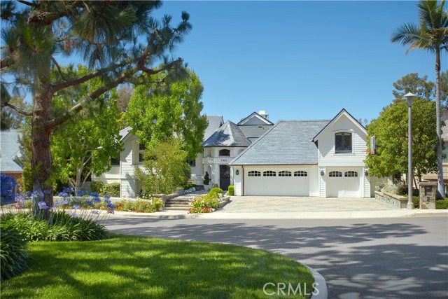 Detail Gallery Image 34 of 48 For 2 Royal Saint George Rd, Newport Beach,  CA 92660 - 5 Beds | 5/2 Baths
