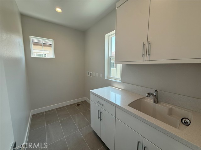 624 McFadden Street, Placentia CA: https://media.crmls.org/medias/ccf4d052-9c06-458d-bc79-6f04e0f69b92.jpg