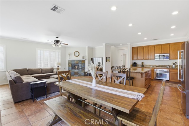 Detail Gallery Image 15 of 45 For 23634 Saratoga Springs, Murrieta,  CA 92562 - 4 Beds | 3 Baths