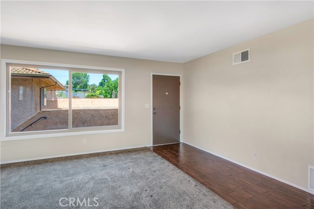 Detail Gallery Image 6 of 29 For 901 Citrus Dr 17b,  La Habra,  CA 90631 - 2 Beds | 2 Baths