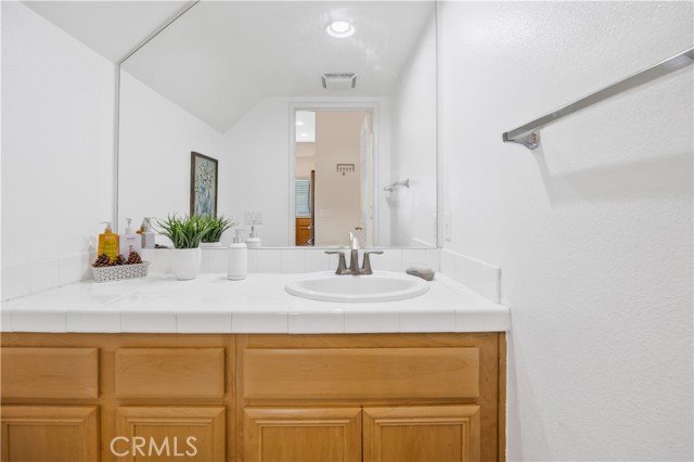 Detail Gallery Image 12 of 39 For 8401 E Durango Way, Anaheim Hills,  CA 92808 - 3 Beds | 2/1 Baths