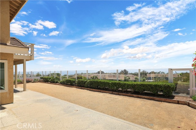 2245 Avenida Oliva, San Clemente CA: https://media.crmls.org/medias/ccf5baaf-56ef-4363-9b7e-5236f0bf27a0.jpg