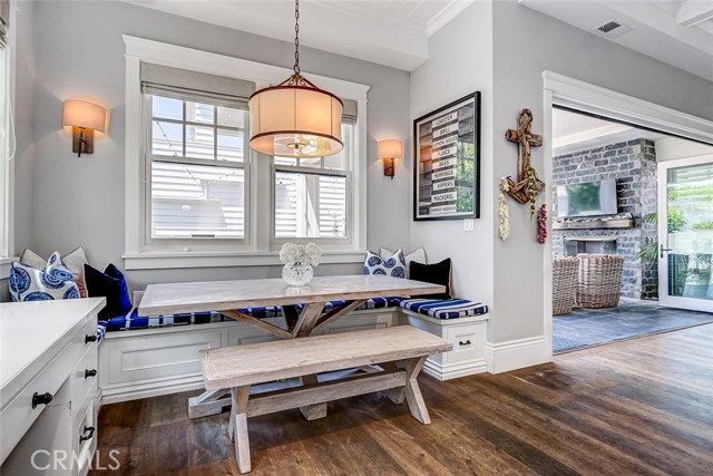 Detail Gallery Image 7 of 35 For 569 33rd, Manhattan Beach,  CA 90266 - 6 Beds | 5/1 Baths
