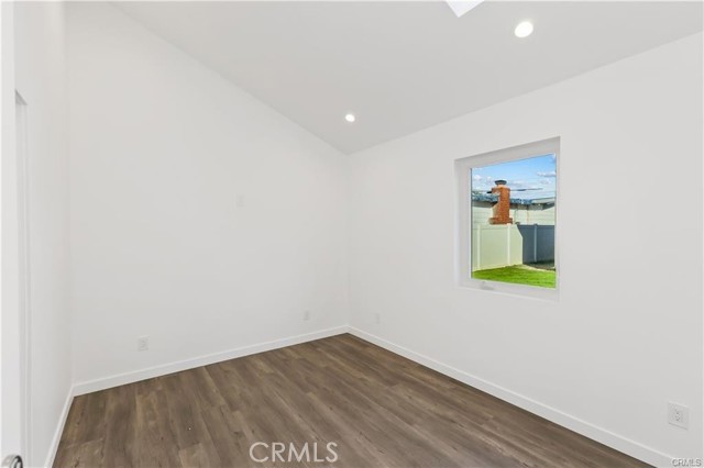 Detail Gallery Image 15 of 18 For 552 N Cambridge St, Orange,  CA 92867 - – Beds | – Baths