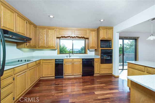 Detail Gallery Image 9 of 35 For 1524 Martin St, Lakeport,  CA 95453 - 4 Beds | 3 Baths