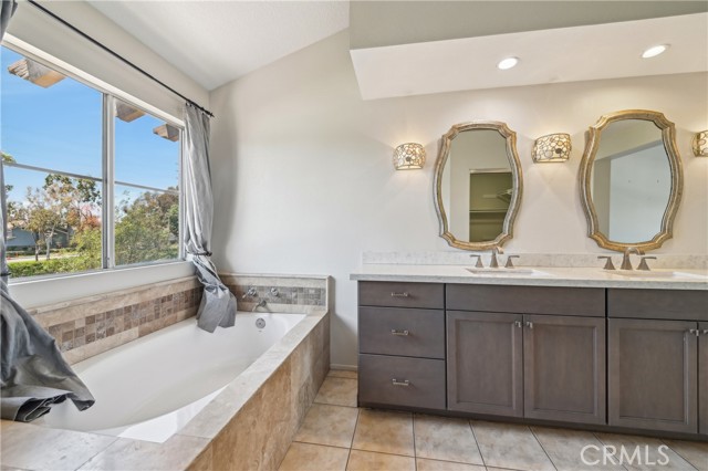 Detail Gallery Image 35 of 49 For 2302 San Leandro, Tustin,  CA 92782 - 4 Beds | 2/1 Baths