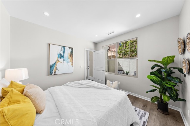 Detail Gallery Image 15 of 37 For 235 Elkhorn, Irvine,  CA 92618 - 4 Beds | 3 Baths