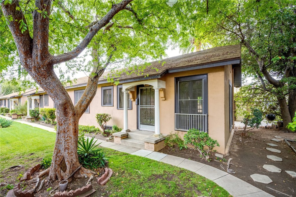 415 Riverdale DriveGlendale img 62