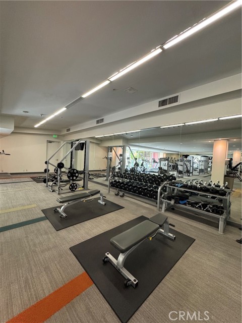 1234 Wilshire Boulevard, Los Angeles, California 90017, 1 Bedroom Bedrooms, ,1 BathroomBathrooms,Condominium,For Sale,Wilshire,OC25027128