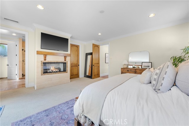 2504 Pine Avenue, Manhattan Beach, California 90266, 5 Bedrooms Bedrooms, ,4 BathroomsBathrooms,Residential,Sold,Pine,SB21208288