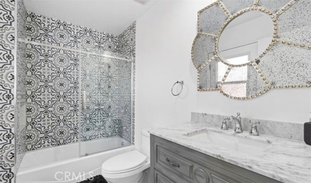 Detail Gallery Image 23 of 28 For 3763 Lankershim Bld, Studio City,  CA 90068 - 5 Beds | 4 Baths