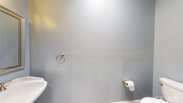 Detail Gallery Image 13 of 30 For 12407 Moorpark #301,  Studio City,  CA 91604 - 2 Beds | 2/1 Baths