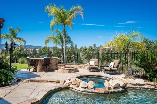 24816 Los Altos Drive, Valencia CA: https://media.crmls.org/medias/ccfd8783-f907-443f-adee-c1c345c007c3.jpg