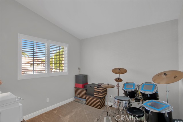 Detail Gallery Image 22 of 39 For 13027 Edgebrook Dr, Corona,  CA 92883 - 4 Beds | 2/1 Baths