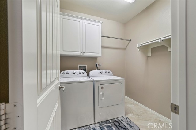 Detail Gallery Image 28 of 40 For 6125 Coopers Hawk Dr, Jurupa Valley,  CA 91752 - 5 Beds | 3/1 Baths