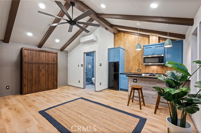 7424 W 85th Street, Los Angeles CA: https://media.crmls.org/medias/ccfe964f-97f5-4b78-9d5e-5581e03b9f4c.jpg