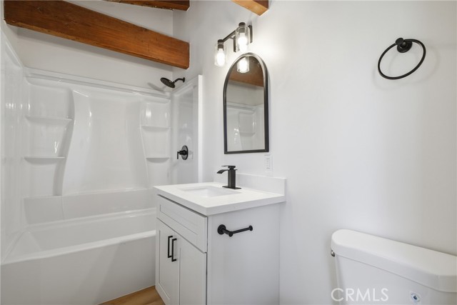 Detail Gallery Image 13 of 47 For 2386 Independence Ln, Running Springs,  CA 92382 - 2 Beds | 1/1 Baths