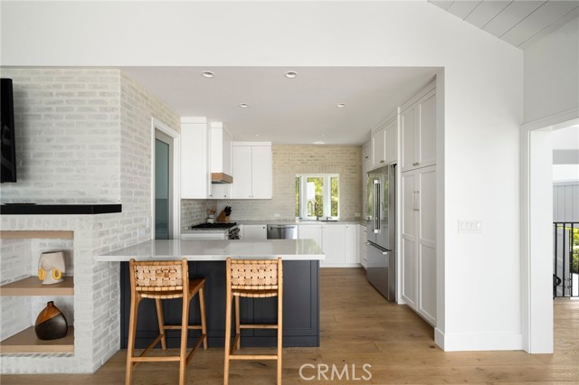 Detail Gallery Image 7 of 22 For 790 Hermosa Way, Laguna Beach,  CA 92651 - 3 Beds | 2/1 Baths