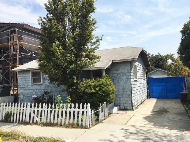 18306 Grevillea Avenue, Redondo Beach, California 90278, 2 Bedrooms Bedrooms, ,1 BathroomBathrooms,Residential,Sold,Grevillea,SB17078291