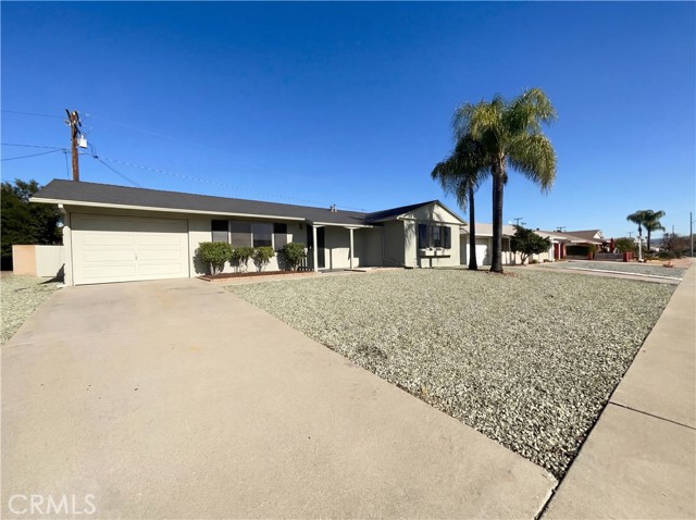 Image 15 of 18 For 25810 Coombe Hill