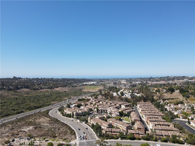 3520 Paseo De Los Americanos, Oceanside CA: https://media.crmls.org/medias/ccff463c-972b-4a6a-8000-b68e74d81901.jpg