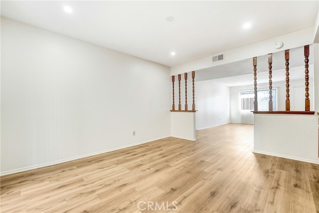 Detail Gallery Image 9 of 26 For 437 Ivy St #4,  Glendale,  CA 91204 - 2 Beds | 1/1 Baths