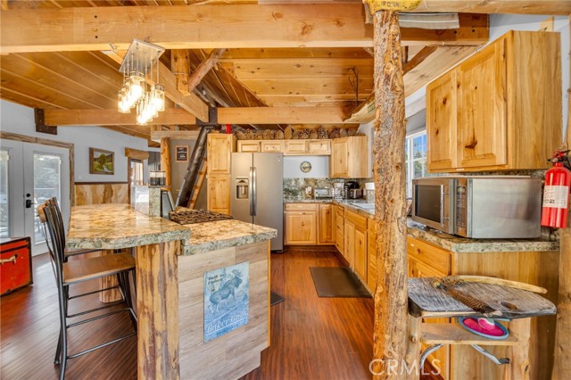 33141 Big Bear Lake Road, Running Springs, CA 92382