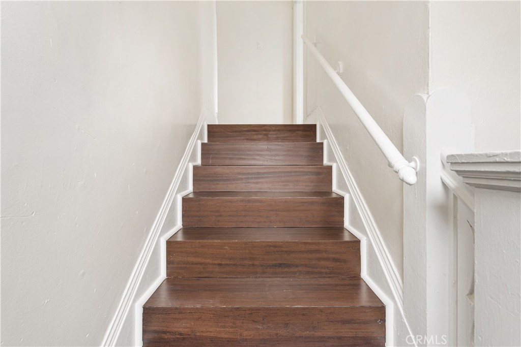 MLS #OC25097887 img 22