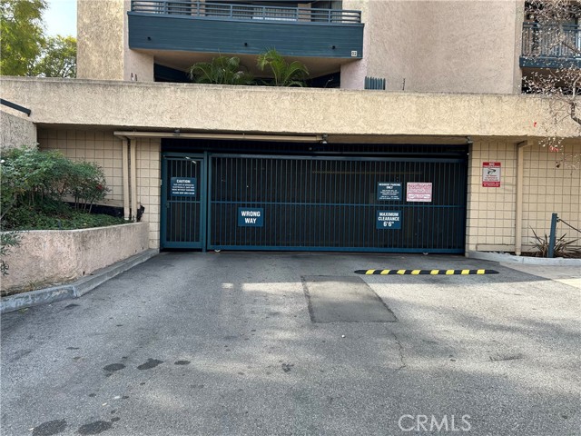 Detail Gallery Image 3 of 4 For 4499 via Marisol #327,  Los Angeles,  CA 90042 - 2 Beds | 2 Baths