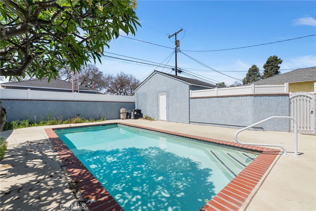 Cd02245f 0dba 4965 Bf81 Def21ecffe7a