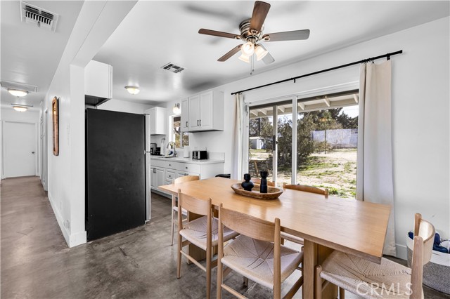 Detail Gallery Image 12 of 37 For 56527 Bonanza Dr, Yucca Valley,  CA 92284 - 3 Beds | 2 Baths