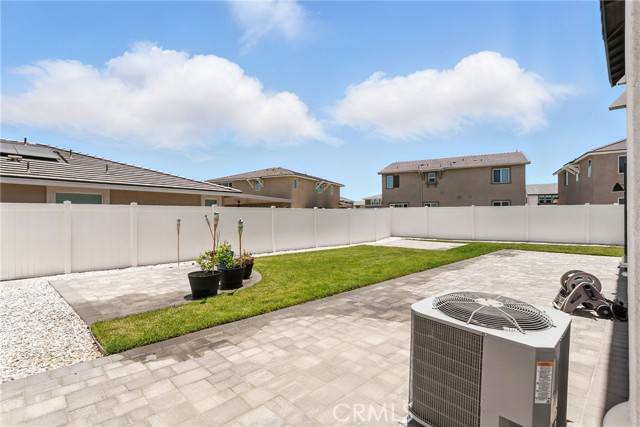 30248 Sunset Pier Drive, Menifee CA: https://media.crmls.org/medias/cd022c68-26b4-482c-9576-43ba6528d219.jpg