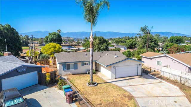 Detail Gallery Image 4 of 56 For 1020 Staynor Way, Norco,  CA 92860 - 4 Beds | 2 Baths