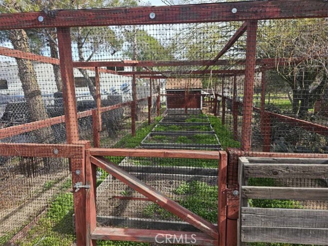 Detail Gallery Image 11 of 15 For 18904 Madrone, Hesperia,  CA 92345 - 4 Beds | 2 Baths