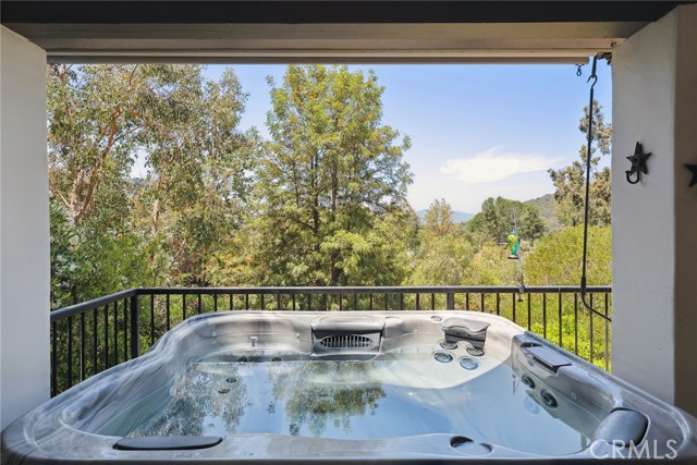 24311 Sylvan Glen Road, Calabasas CA: https://media.crmls.org/medias/cd04f07a-723d-477a-a824-1ff3d938e60b.jpg