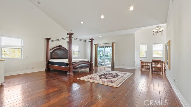 Detail Gallery Image 28 of 50 For 5128 Avenida Hacienda, Tarzana,  CA 91356 - 5 Beds | 4 Baths