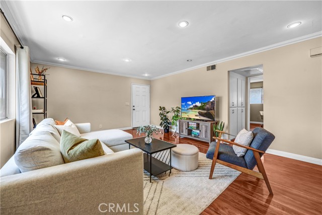 1821 Pepper Street, Alhambra CA: https://media.crmls.org/medias/cd070252-ae5d-4569-a8d7-1378d13f7a96.jpg