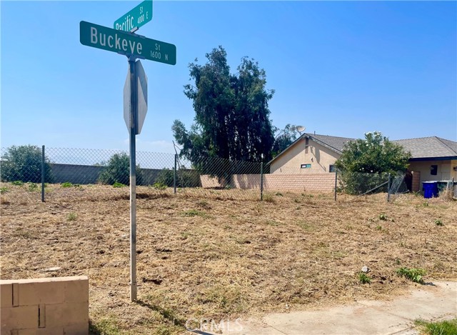1604 Buckeye Street, Highland CA: https://media.crmls.org/medias/cd07ad0b-d764-4ecf-b555-5ae7d97d0c7b.jpg