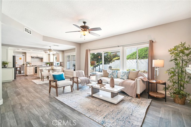 Detail Gallery Image 18 of 68 For 20550 via El Tajo, Yorba Linda,  CA 92887 - 4 Beds | 3 Baths