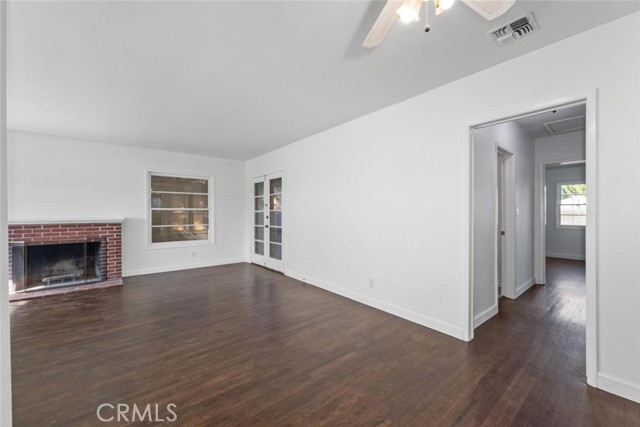 Detail Gallery Image 7 of 53 For 11371 Garden Grove Bld, Garden Grove,  CA 92843 - 2 Beds | 1 Baths