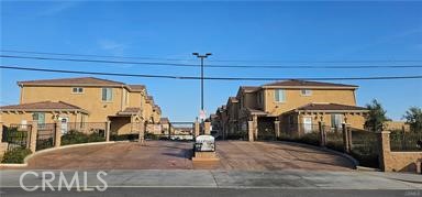 Detail Gallery Image 2 of 7 For 8185 Banana Ave #27,  Fontana,  CA 92335 - 4 Beds | 2/1 Baths