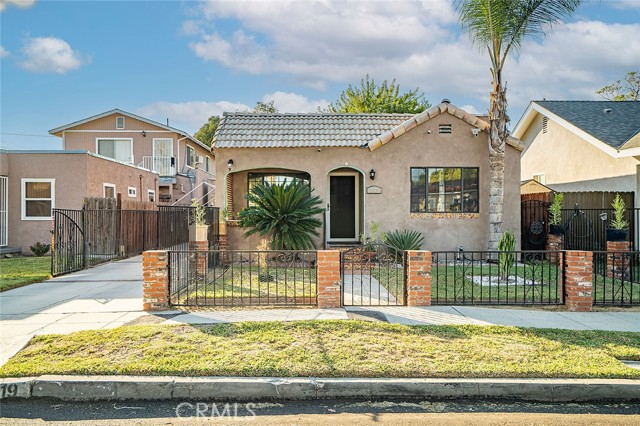 Image 3 for 5919 Rose Ave, Long Beach, CA 90805