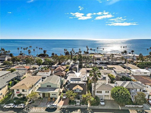 Detail Gallery Image 6 of 15 For 437 Cypress, Laguna Beach,  CA 92651 - 9 Beds | 9 Baths